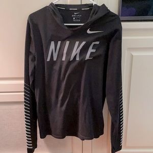 NIKE MENS PULLOVER LIGHT HOODED RUNNING JACKET MEDIUM